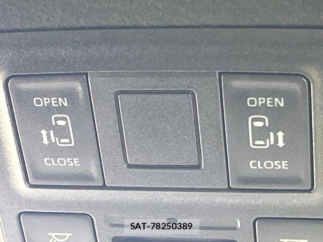 Toyota NOAH 2023-02 8209148-5
