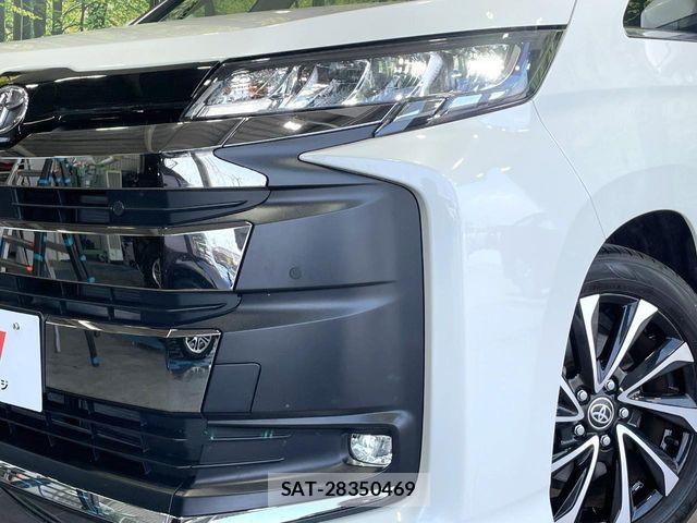 Toyota NOAH 2024-07 8209146-12