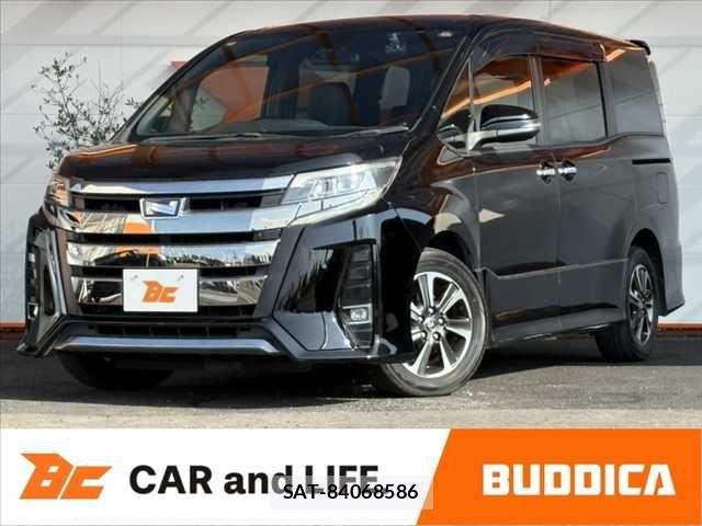 Toyota NOAH 2019-04 8209160-0