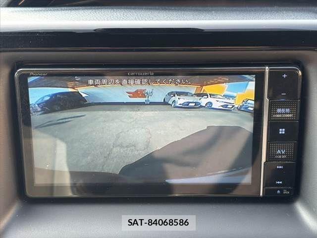 Toyota NOAH 2019-04 8209160-3