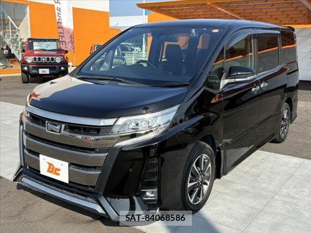 Toyota NOAH 2019-04 8209160-7