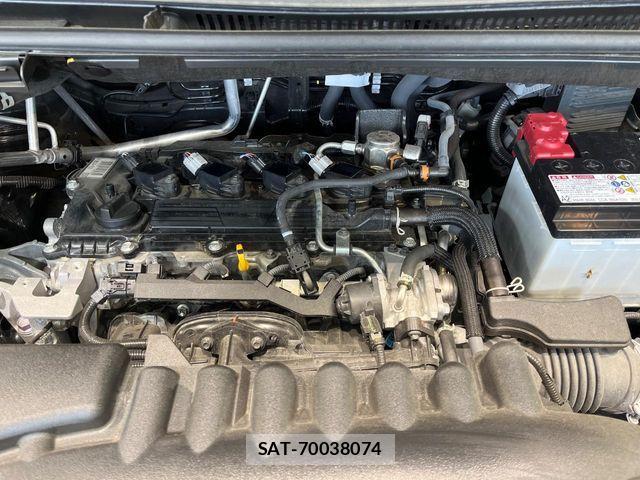 Toyota NOAH 2023-08 8209143-18