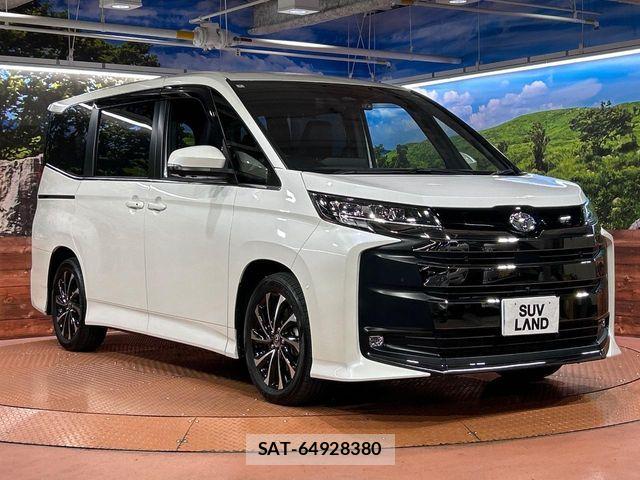 Toyota NOAH 2024-04 8209142-17