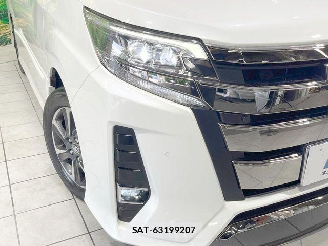 Toyota NOAH 2020-02 8209159-12