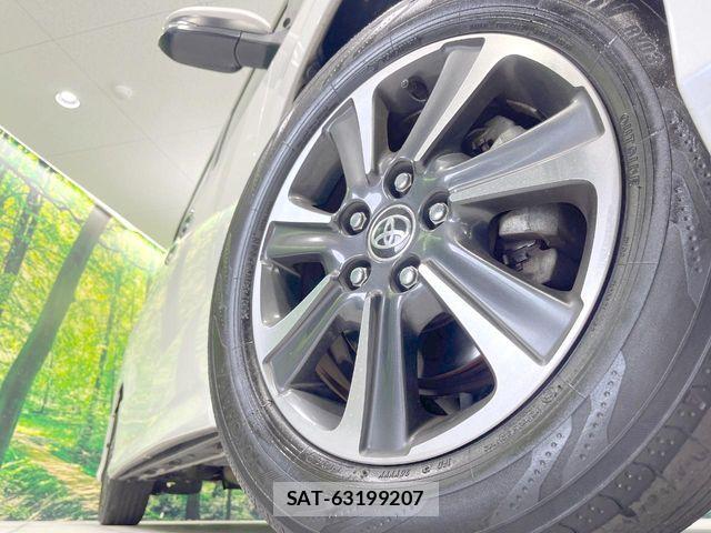 Toyota NOAH 2020-02 8209159-13