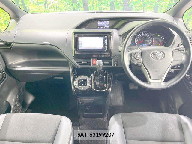 Toyota NOAH 2020-02 8209159-1
