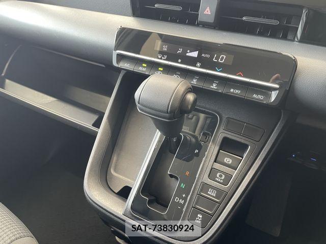 Toyota NOAH 2023-12 8209153-13