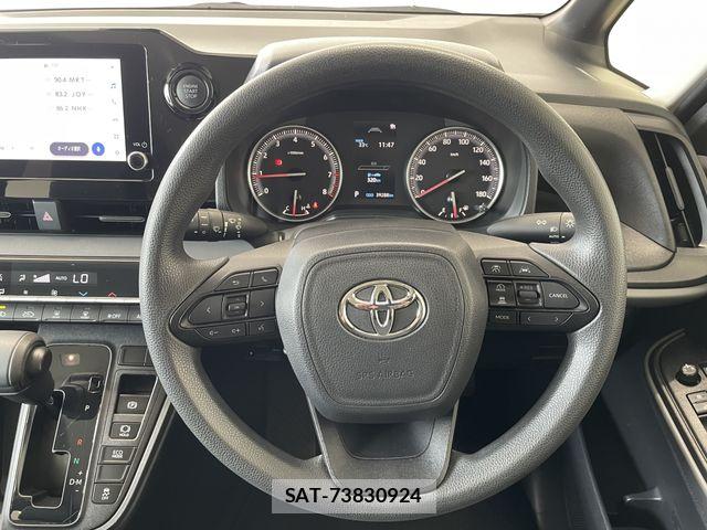 Toyota NOAH 2023-12 8209153-7