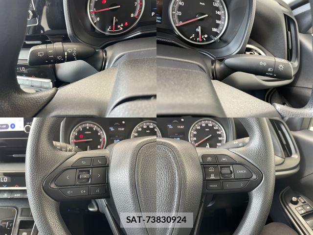 Toyota NOAH 2023-12 8209153-8