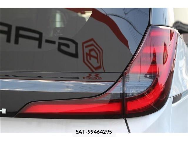 Toyota NOAH 2025-03 8209149-13