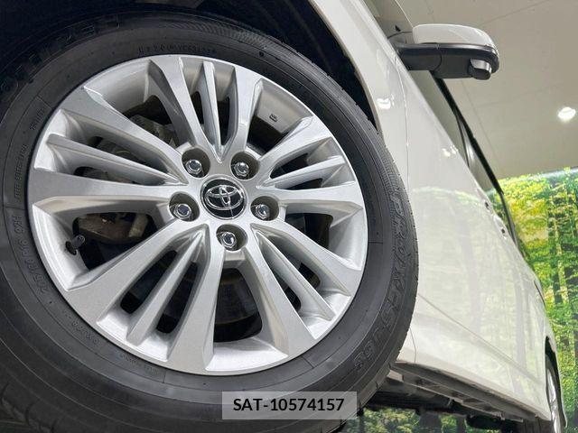 Toyota NOAH 2023-10 8209144-13