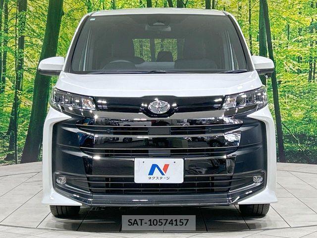 Toyota NOAH 2023-10 8209144-14