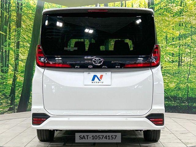 Toyota NOAH 2023-10 8209144-15