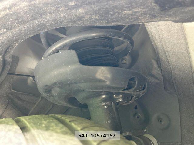 Toyota NOAH 2023-10 8209144-19