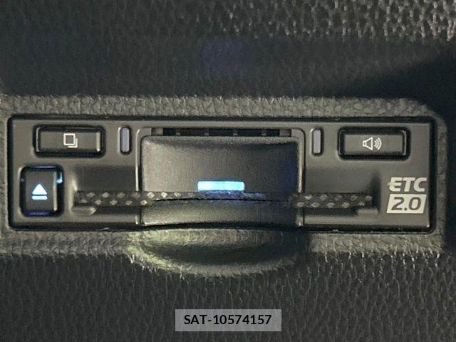 Toyota NOAH 2023-10 8209144-6