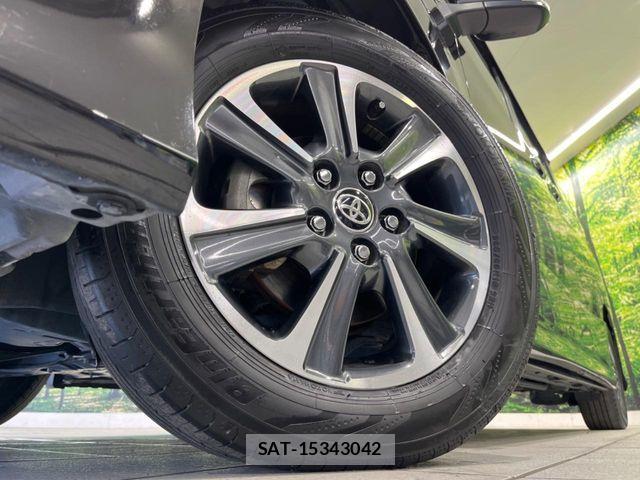 Toyota NOAH 2019-06 8209158-13