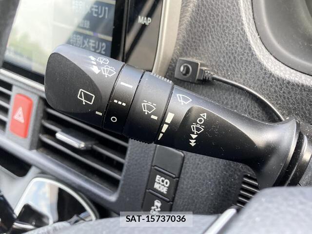 Toyota NOAH 2020-12 8209157-12