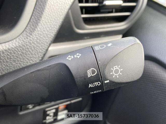 Toyota NOAH 2020-12 8209157-13