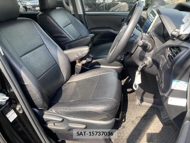 Toyota NOAH 2020-12 8209157-15