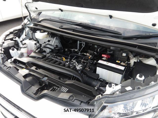 Toyota NOAH 2023-06 8209155-24