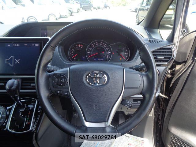 Toyota NOAH 2019-03 8209161-13