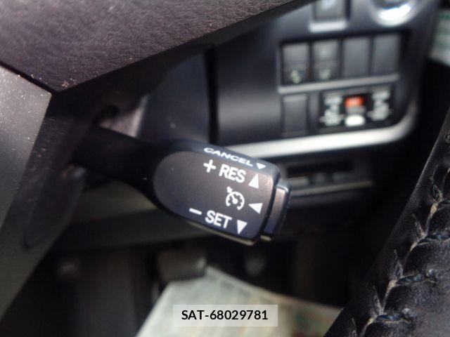 Toyota NOAH 2019-03 8209161-19