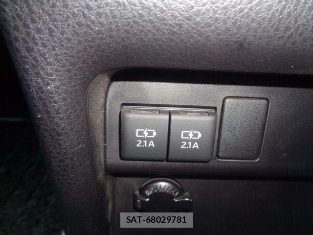 Toyota NOAH 2019-03 8209161-25
