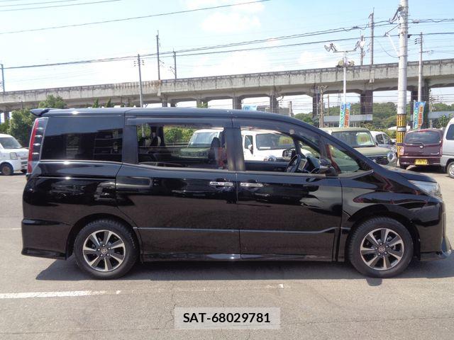 Toyota NOAH 2019-03 8209161-7