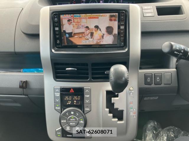 Toyota NOAH 2008-01 8231082-21