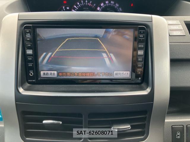 Toyota NOAH 2008-01 8231082-22