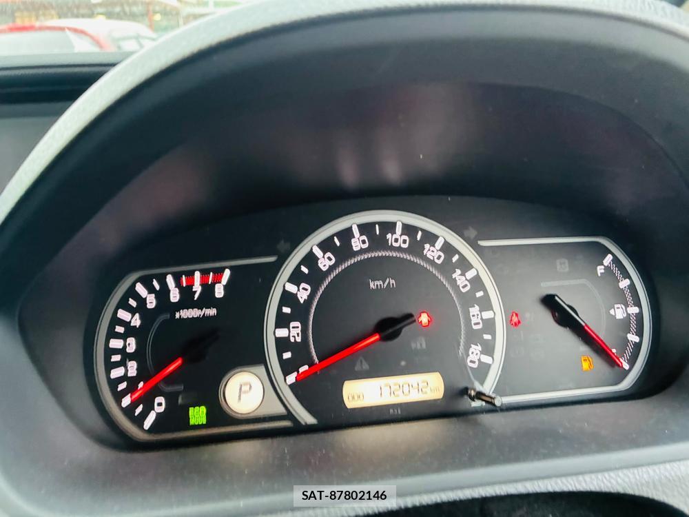 Toyota NOAH 2015-07 8169412-15