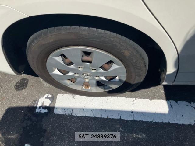 Toyota NOAH 2011-07 8231079-6