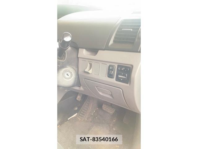 Toyota NOAH 2004-12 8231084-9