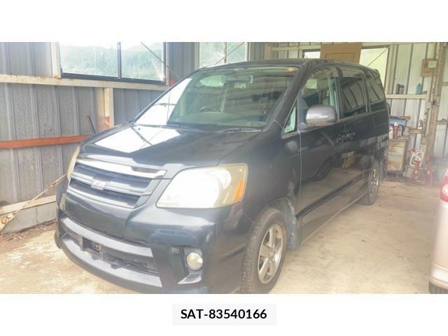 Toyota NOAH 2004-12 8231084-1