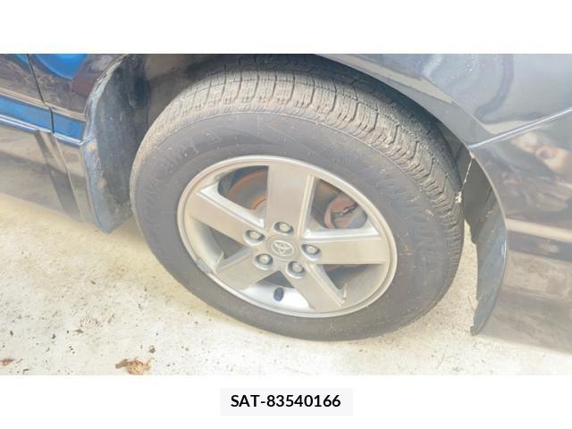 Toyota NOAH 2004-12 8231084-4