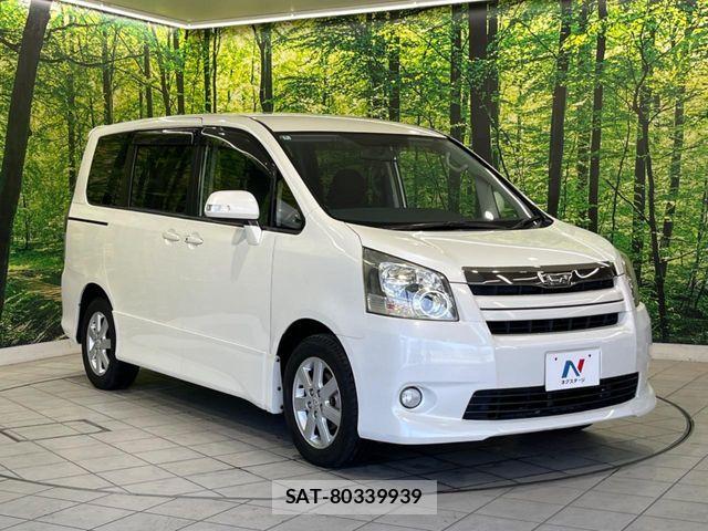 Toyota NOAH 2008-06 8231081-16