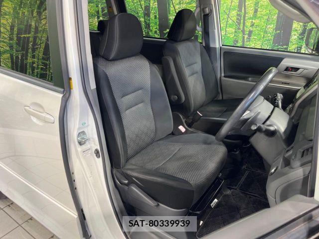 Toyota NOAH 2008-06 8231081-7