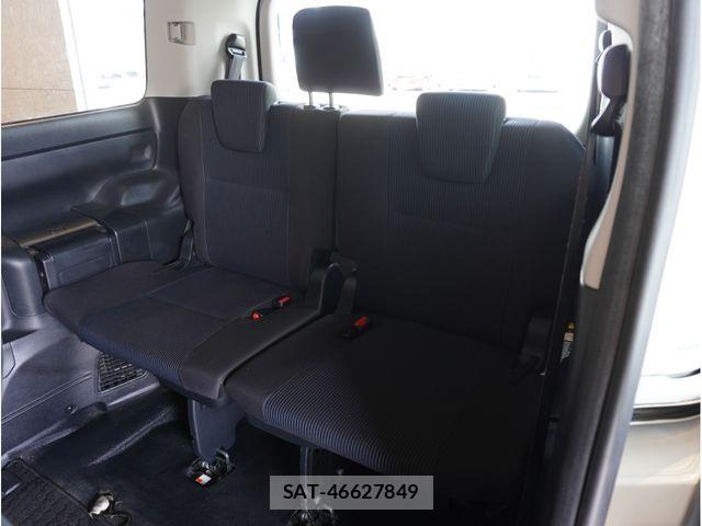 Toyota NOAH 2021-02 8246165-15