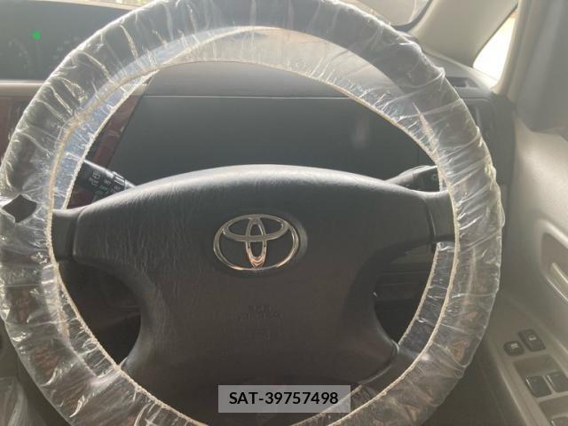 Toyota NOAH 2004-02 8246173-13
