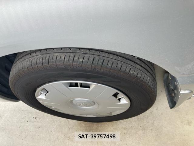 Toyota NOAH 2004-02 8246173-7