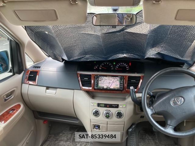 Toyota NOAH 2004-03 8246176-14