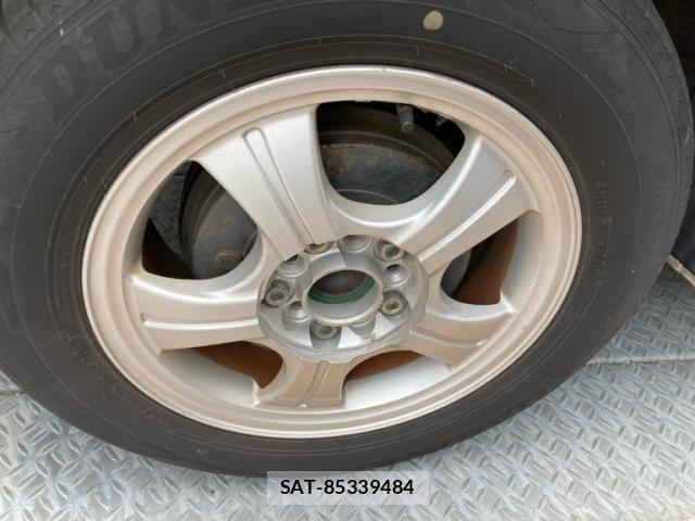 Toyota NOAH 2004-03 8246176-4