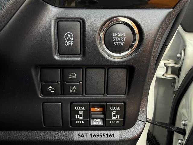 Toyota NOAH 2019-09 8246168-21