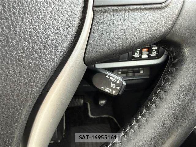 Toyota NOAH 2019-09 8246168-23