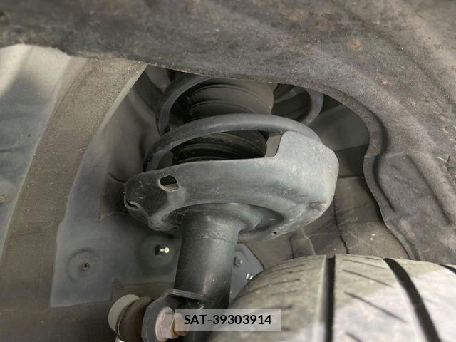 Toyota NOAH 2022-02 8246166-19