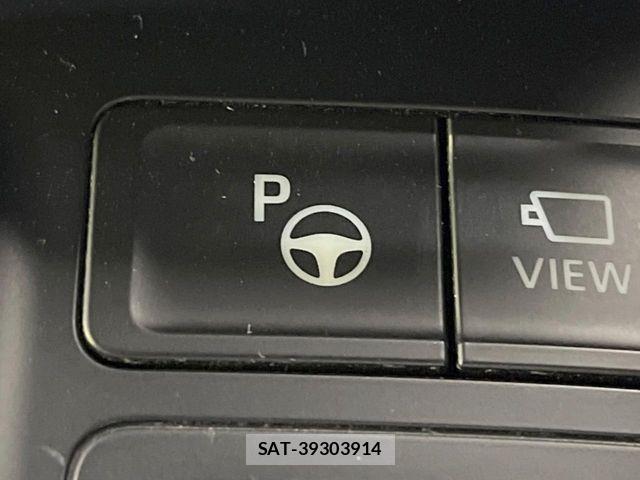 Toyota NOAH 2022-02 8246166-4