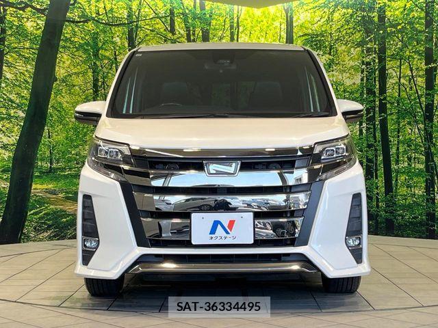 Toyota NOAH 2017-12 8246171-14
