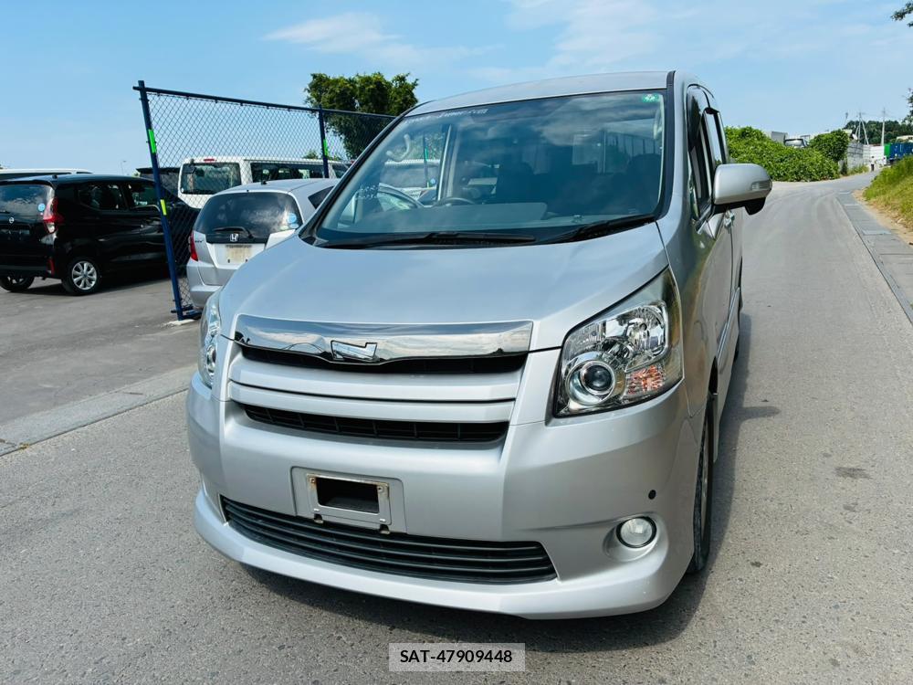 Toyota NOAH 2008-02 8056478-0