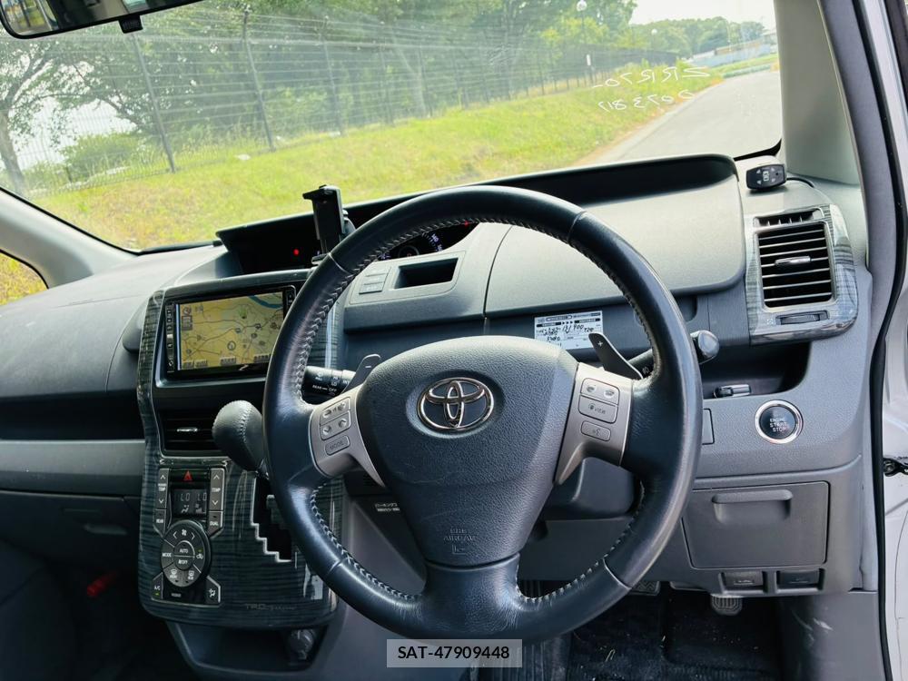 Toyota NOAH 2008-02 8056478-14