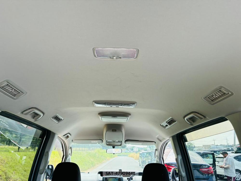 Toyota NOAH 2008-02 8056478-23